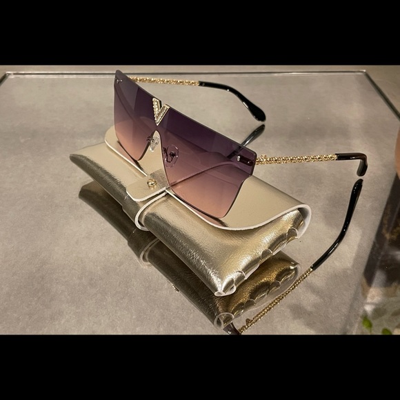 Rhinestone Rimless Gold Frames - Picture 3 of 4